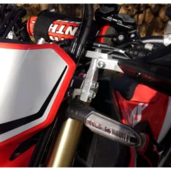 Barkbusters Aluminum Handguard Kit For Triple Clamp Mounting -taylormade shop barkbusters triple clamp mounting kit 1 scaled