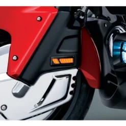 Kuryakyn LED Front Reflector Conversion For Honda Gold Wing 2001-2015 -taylormade shop kuryakyn led front reflector conversion for honda gold wing20012015 1