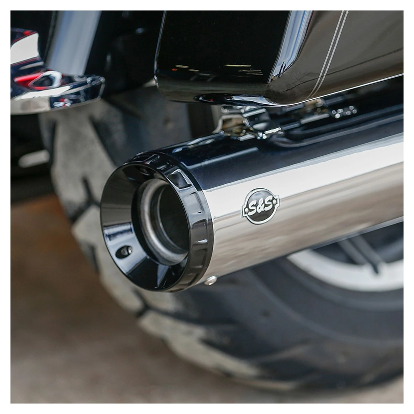 S&S Cycle GNX Slip-On Mufflers For Harley Touring 2017-2023 10 S&S Cycle GNX Slip-On Mufflers For Harley Touring 2017-2023 - Image 8