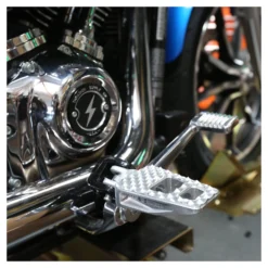 Thrashin Supply Co. Thrashin Supply P-54 Driver Foot Pegs For Harley Softail 2018-2023 -taylormade shop thrashin supply p54 driver foot pegs for harley softail2018 3