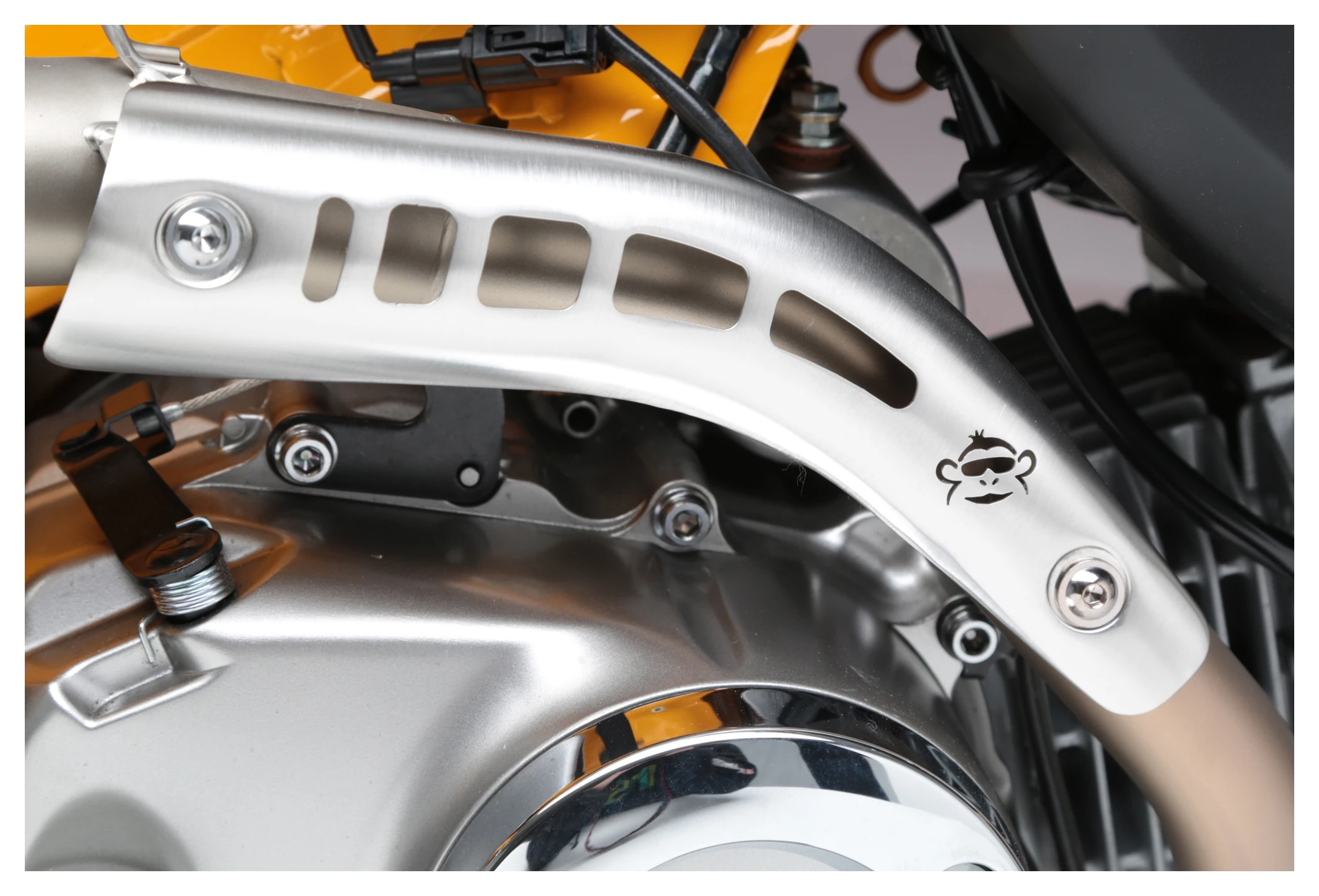 Yoshimura RS-3 Works Street Slip-On Exhaust Honda Monkey 2019-2023 4 Yoshimura RS-3 Works Street Slip-On Exhaust Honda Monkey 2019-2023 - Image 2